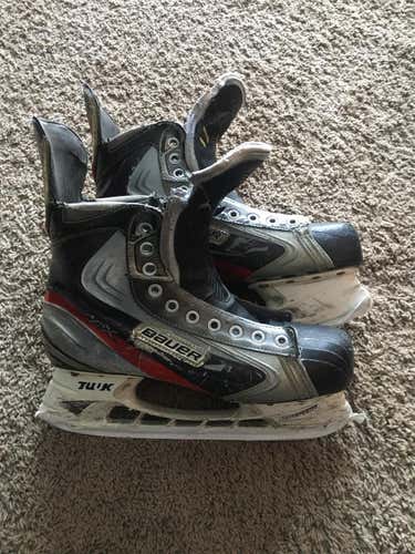 Used Bauer D&R (Regular)  Size 10 Hockey Skates