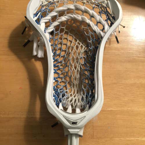 GREAT CONDITION NIKE CEO 2