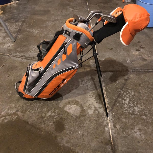 “Rickie Fowler” Cobra King Junior good Used Condition Right Handed (7 Clubs)(Full Set)