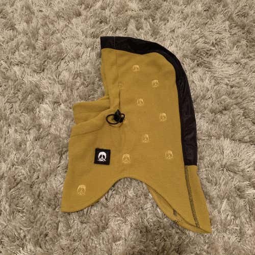Gnarly Clothing Ski/Snowboard Face Mask Hood