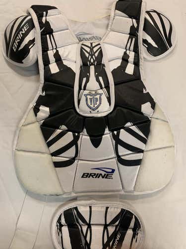 Used Brine Vip Lg Lacrosse Shoulder Pads