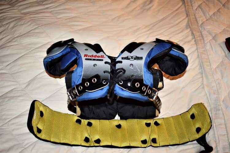 Riddell EVO Evolution Shoulder Pads w/ Schutt Protector, Youth Medium (12-13")
