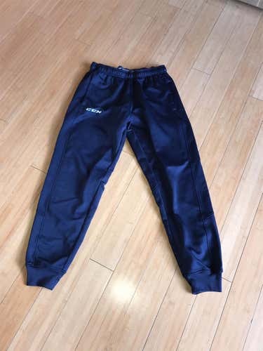 CCM Joggers Size M Navy