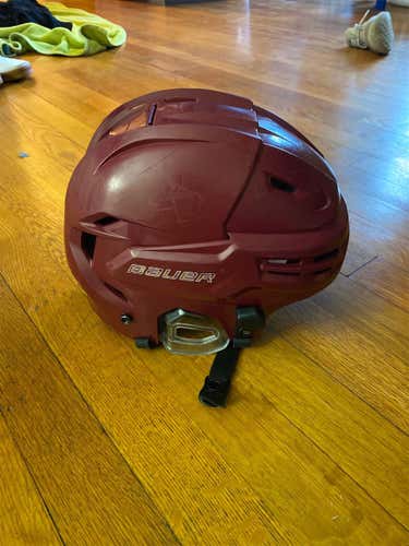 Maroon Medium Bauer Re-Akt  Helmet