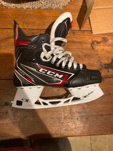 New CCM JetSpeed FT2 D&R (Regular) Pro Stock Size 7.5 Hockey Skates
