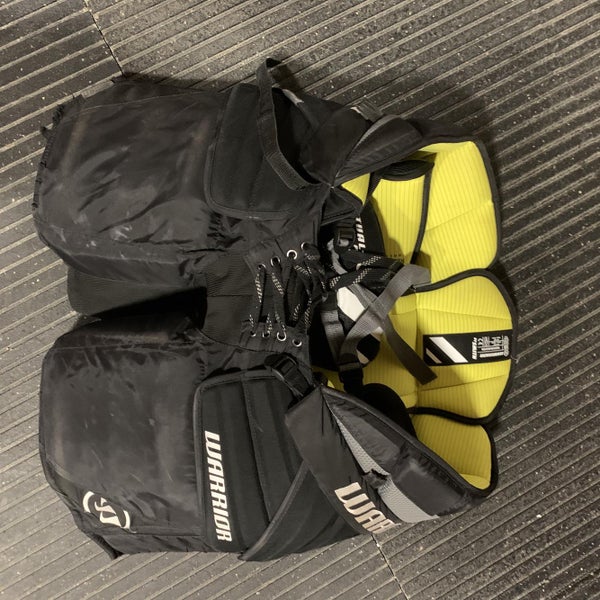Black Senior Medium Warrior Hockey Goalie Pants