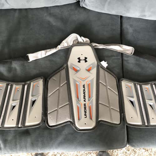 New Large Under Armour Shoulder Pads