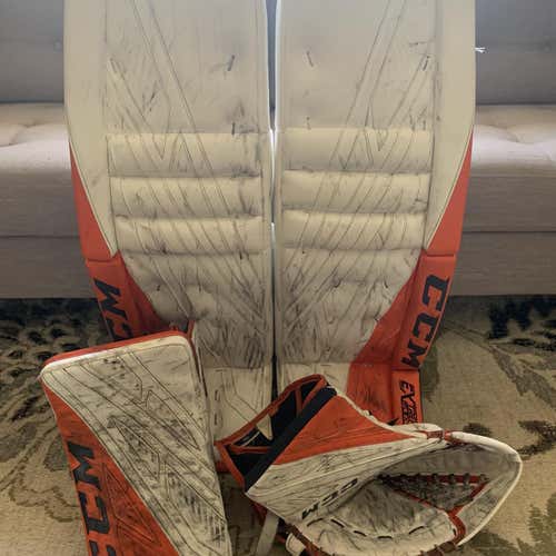 White Used 34" Regular Extreme Flex 4  Goalie Full Set