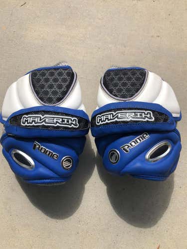 New Large Maverik Rome Arm Pads