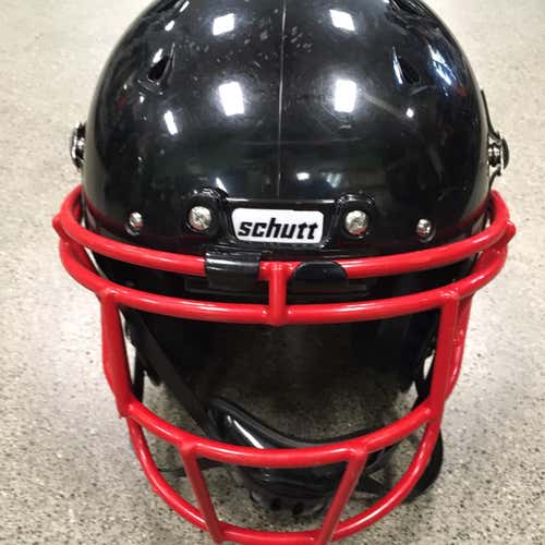 Used Youth  Schutt recruit hybrid Helmet