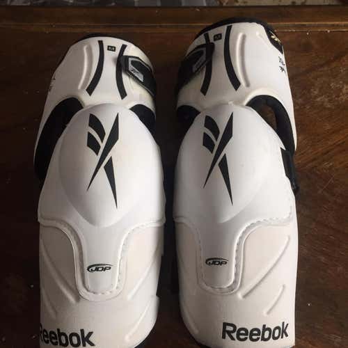 Senior Medium 19K Pro Elbow Pads Pro Stock