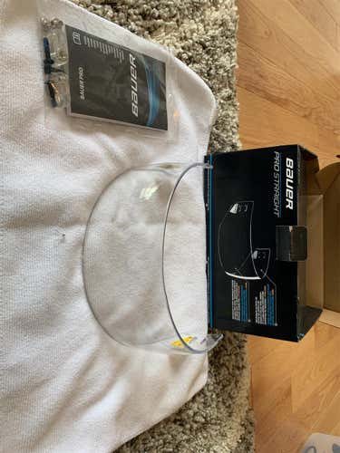 New  Bauer Pro Straight Visor Clear Visor