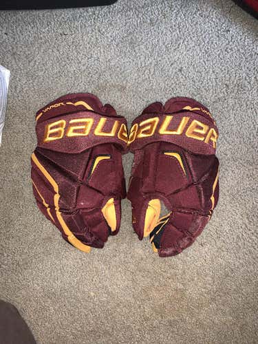 New Bauer Vapor APX2 Gloves 13"
