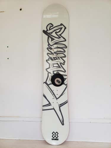 Used Unisex Camber Snowboard All Mountain Soft Flex True Twin