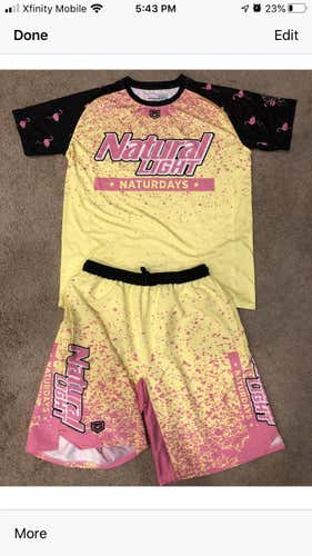 Team Naturdays Uniform #9