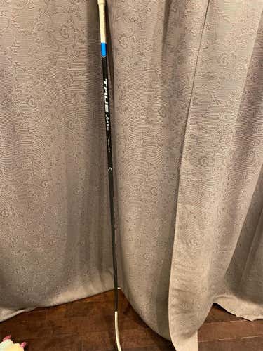 Used Right Handed A4.5 SBP Mid  Hockey Stick