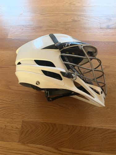 White Used Player Cascade R Helmet