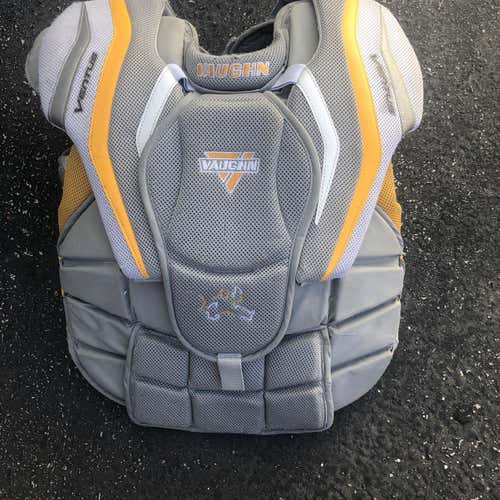 Junior Large Vaughn Ventus LT68 Goalie Chest Protector