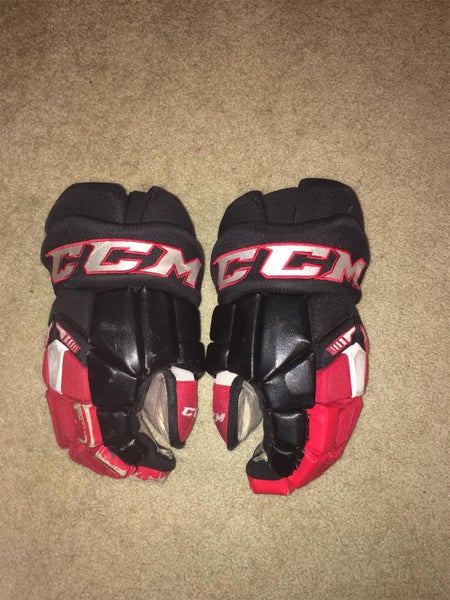 *PORTLAND WINTER HAWKS PRO STOCK GLOVES*