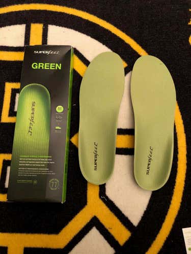 New CCM  CUSTOM SUPPORT INSOLES SIZE 2.5-4