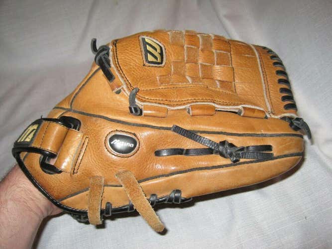 Mizuno GFN 1300 Franchise Series 13" Baseball Glove right hand throw brown