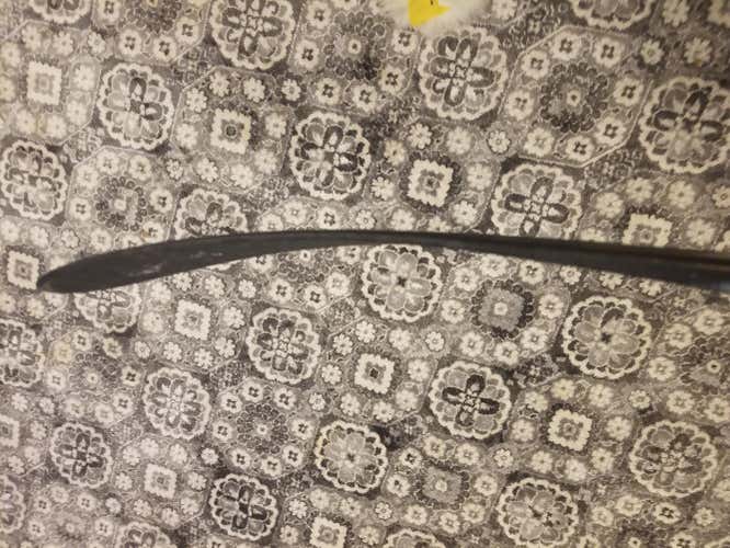 Used Bauer Right Handed Nexus 1N Hockey Stick