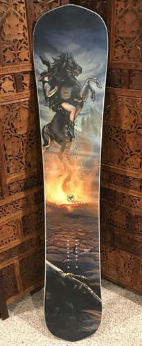 2020 Never summer Peacemaker Snowboard 155cm, Lightly Used