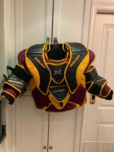Senior Used Small Bauer Vapor 1X Goalie Chest/Arm Protector Pro Stock, Black/Gold/Maroon