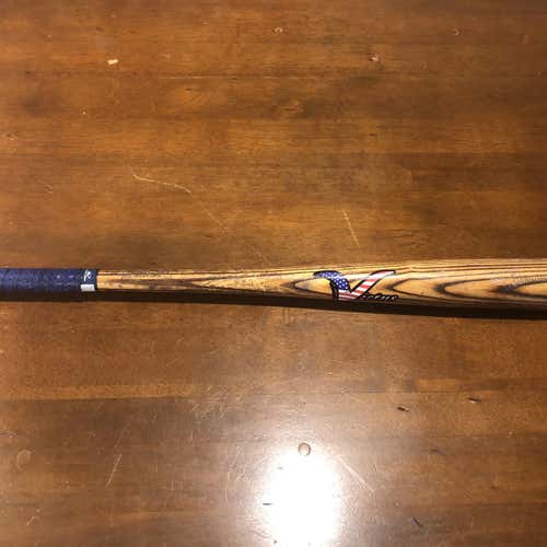 Custom Victus Pro Reserve 32”