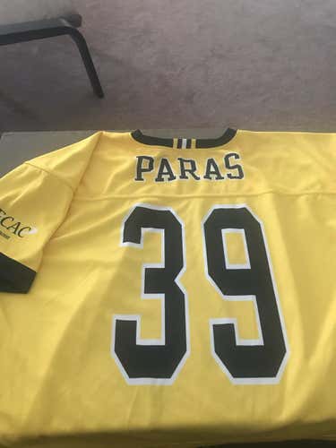 Used Adult Extra Large Adidas Jersey