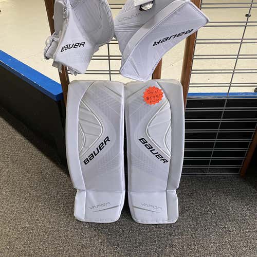White New 34" Regular Vapor X900 Goalie Full Set