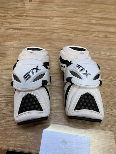 Medium STX Cell III Arm Guards