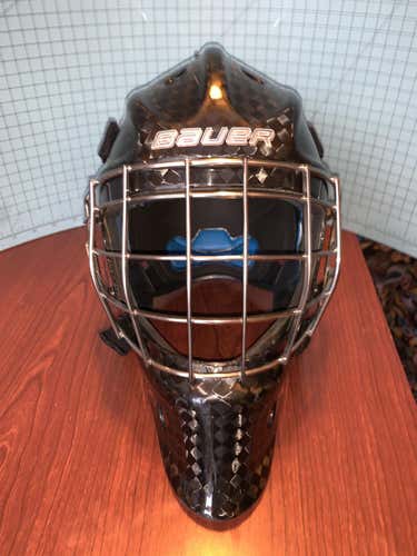 Black Used Senior Bauer NME 10 Goalie Mask