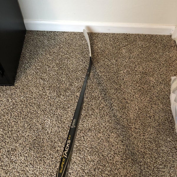 Used Right Handed Super Tacks 2.0 Toe Hockey Stick