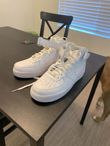 White Nike AF1s Size 11