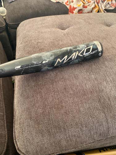 Used USSSA Certified Composite Mako Beast (-10) 31" Bat