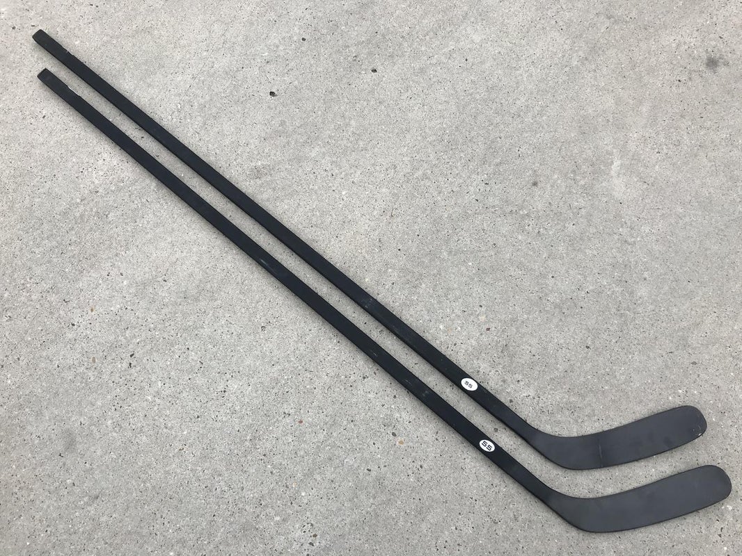 Easton V9 Grip Composite Stick - Junior