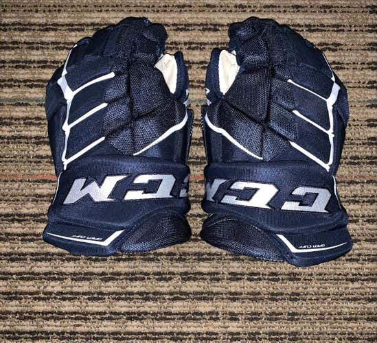 CCM JetSpeed FT 390 15" Gloves Senior Excellent Condition