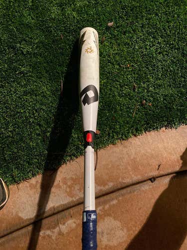 Used  Hybrid Voodoo Balanced (-3) 30 oz 33" Bat