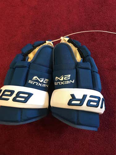 Blue New Bauer Nexus 2N 14" Pro Stock Gloves Stadium Series Avalanche Return