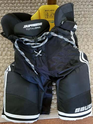Black Used Senior Large Bauer Supreme TotalOne Hockey Pants