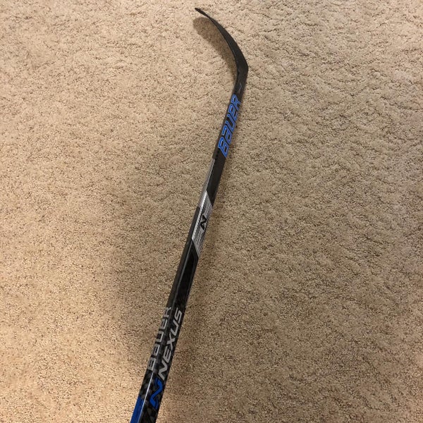 4 New P28 Or P92 Right Handed NAHL ISSUED Team Nexus Mid Pro Stock Hockey Stick