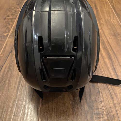 Black Used Small Bauer Re-Akt  Helmet Combo
