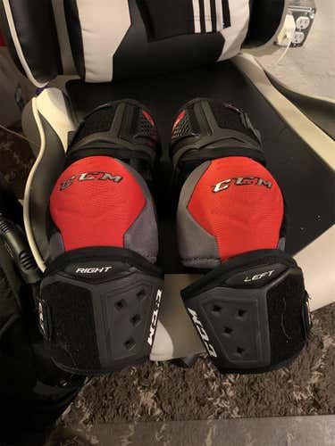 Senior Medium CCM QuickLite QLT 290  Elbow Pads