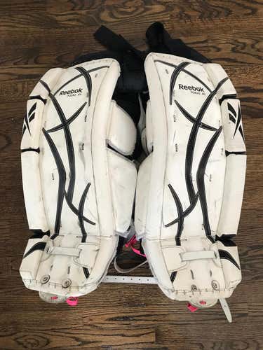 White Used Junior 26"+1 Reebok Revoke 7000 Goalie Leg Pads