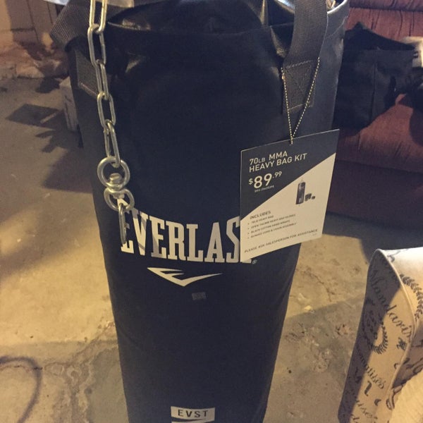 New Everlast MMA 70 Lb Punching Bag