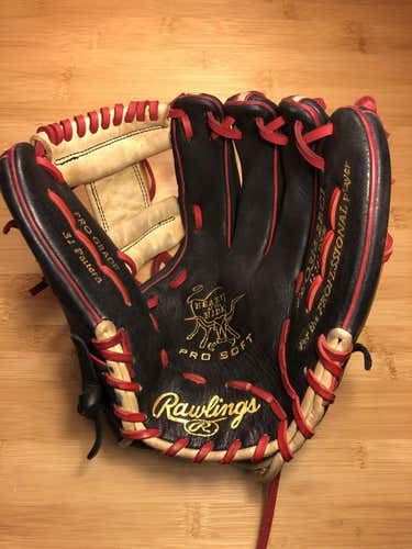 Black/Red/Tan Used Rawlings RHT Infield Heart of the Hide Baseball Glove 11.5"