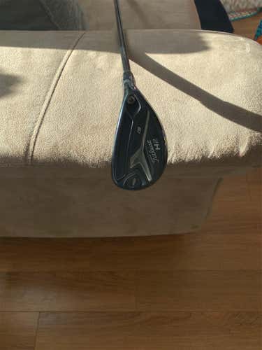 Used Right Handed 818 H2 Stiff Flex 3H Hybrid