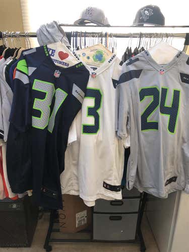Seahawks Adult XXL Nike Jerseys