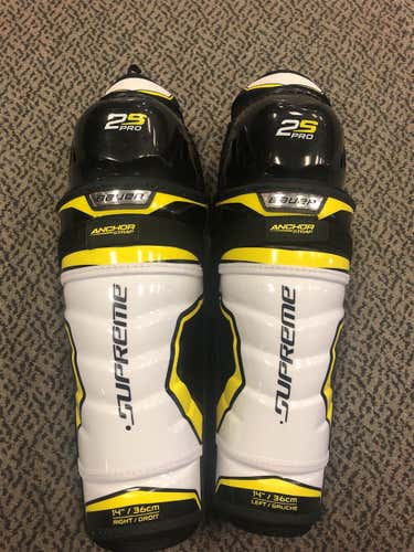 New Bauer Supreme 2S Pro Shin Pads